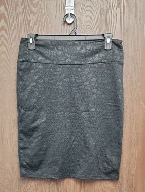 LuLaRoe Charcoal Floral Jacquard Pencil Skirt